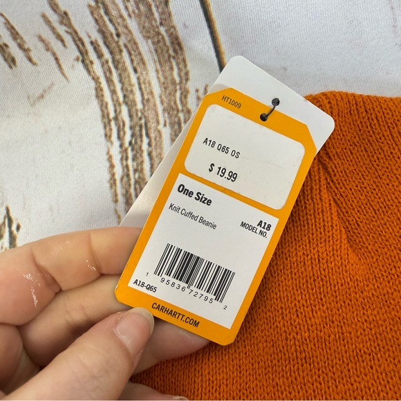 NWT, Carhartt Orange Beanie - Picture 2 of 5